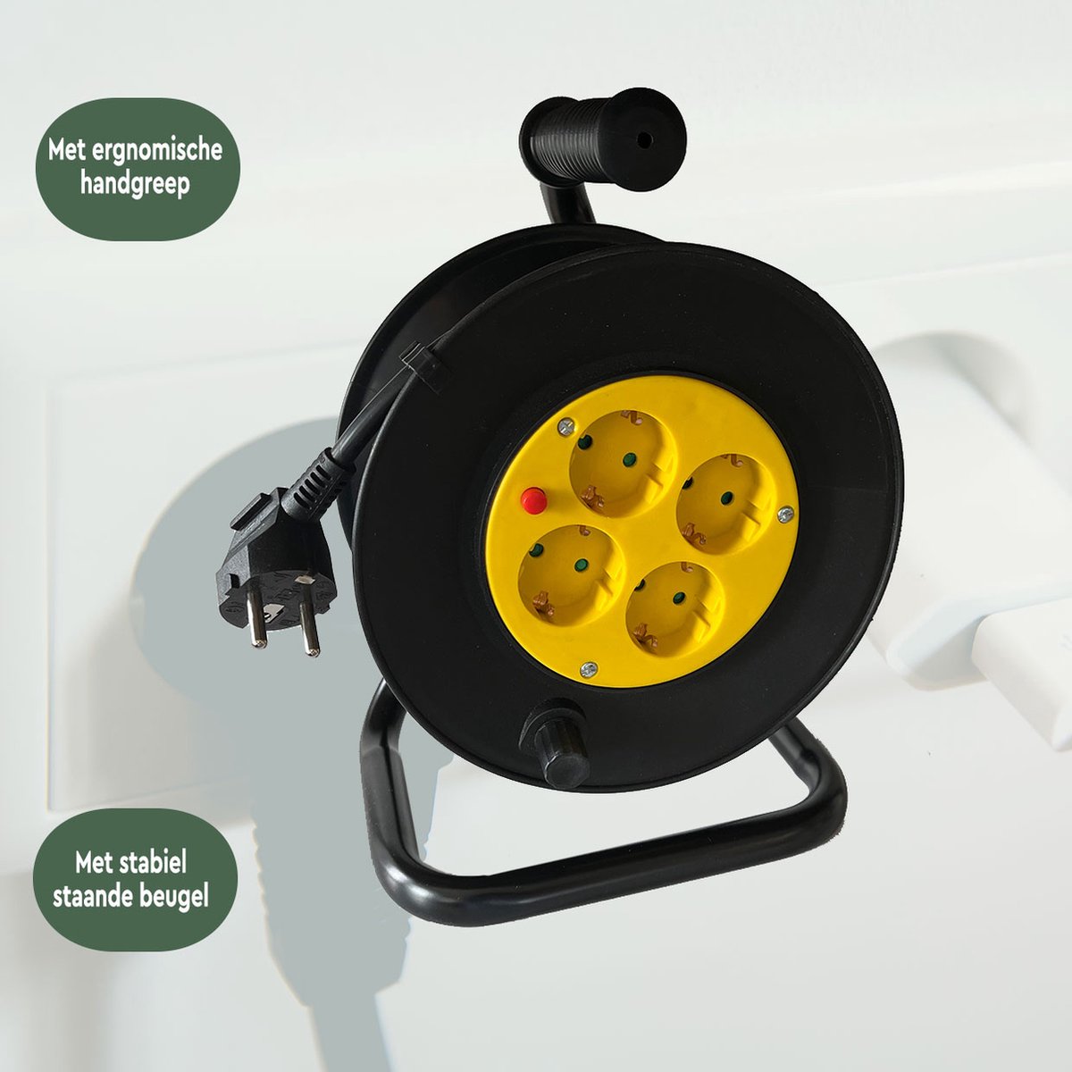 BRASQ Cable Reel Pro - 4-fold - Black - 10 Metres - Enrouleur de câble d'extension - Câble d'extension - Avec mise à la terre - Pour l'intérieur