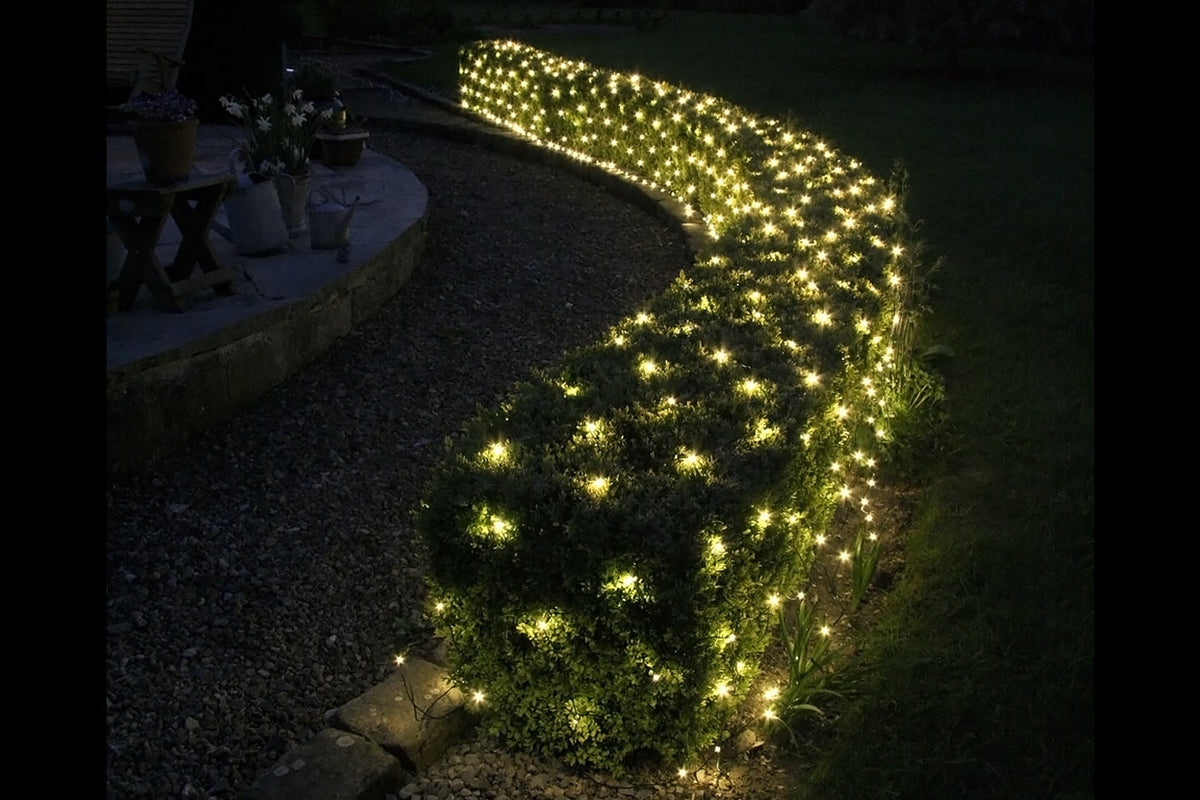 Filet lumineux de Noël Deuba avec 160 LED blanc chaud | pour l'intérieur et l'extérieur | 200 x 150 cm | AVEC télécommande