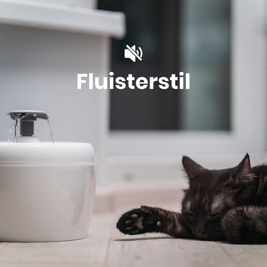 TrevoPet® Fontaine à boire pour chat - Fontaine à eau pour chat - Fontaine pour chat - Whisper Silent - Fontaine à boire - Abreuvoir pour chat - 2,5 litres - Filtre inclus - Blanc