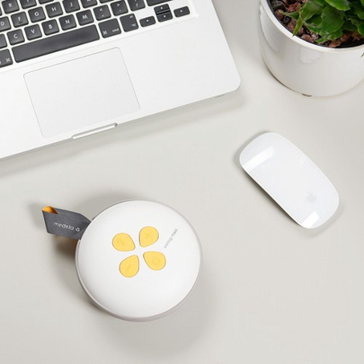 Medela Swing Maxi Borstkolf Kolfapparaat NIEUW Dubbele elektrische kolf - Oplaadbare accu - USB lader