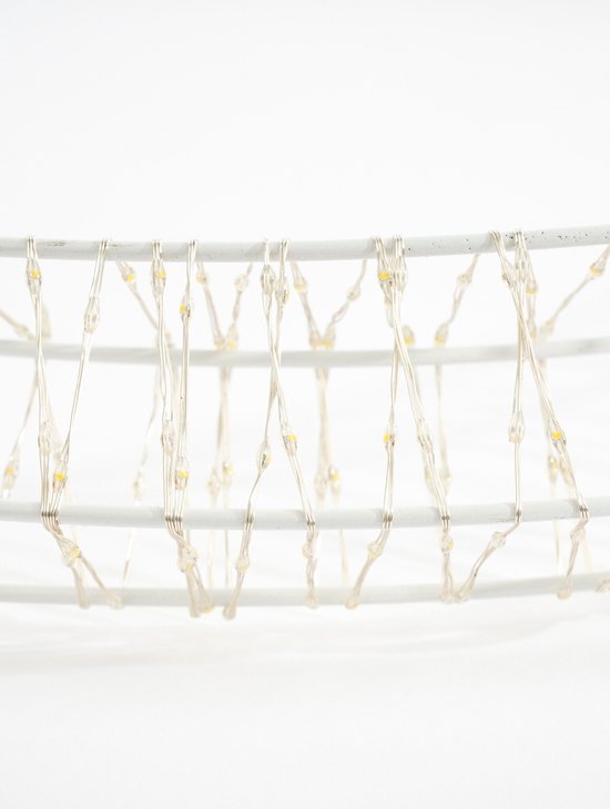 Luca Lighting : guirlande de Noël circulaire avec des ampoules LED blanc chaud - Ø 56 cm - métal - blanc