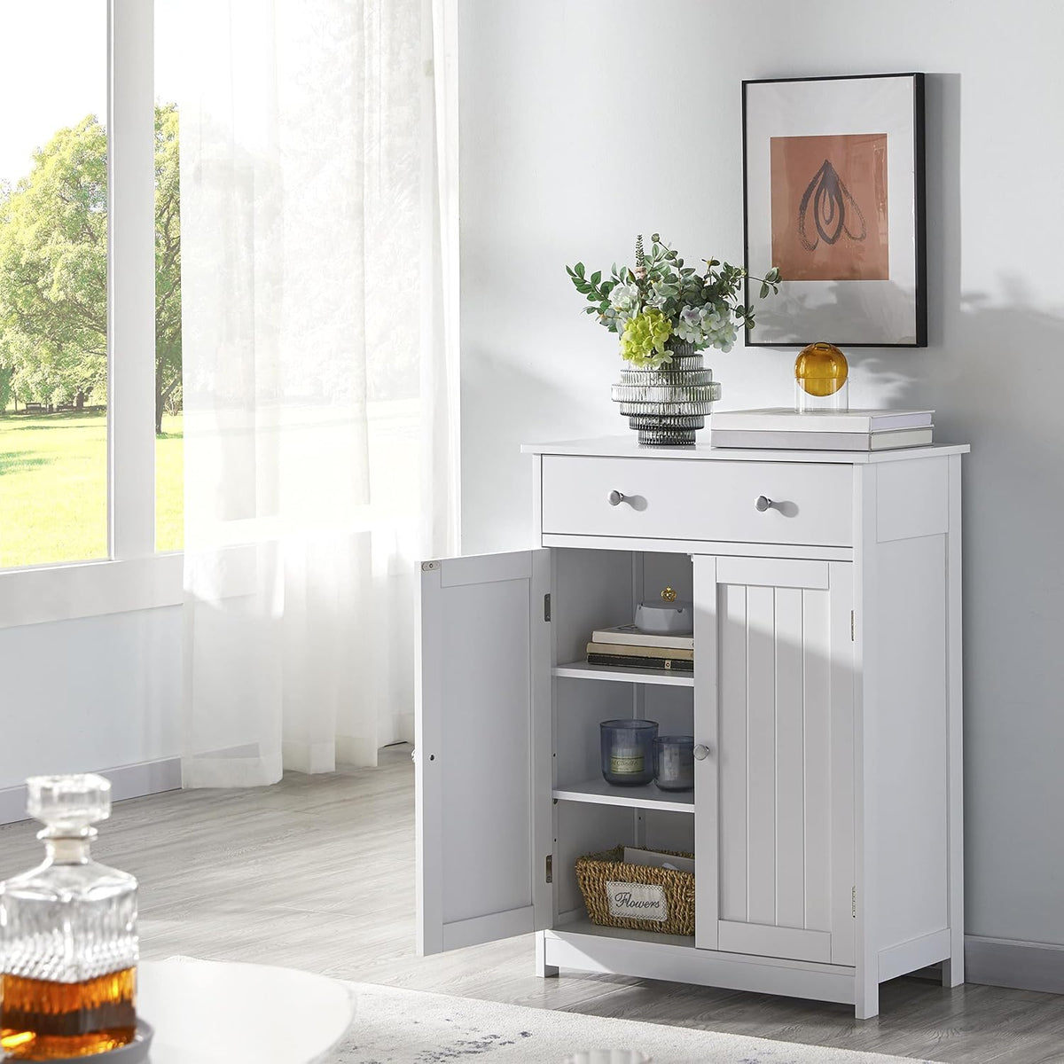 Armoire de salle de bain Yaheetech 60 x 30 x 80 cm - Blanche - 2 portes - Grand tiroir - Étagères réglables
