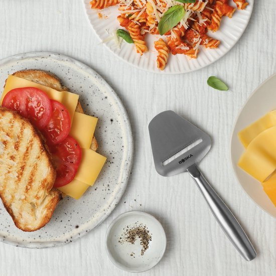 Boska Cheese Slicer Copenhagen - Tranche fromage à pâte dure - Tranche fromage pour vieux fromage - Résiste au lave-vaisselle - Tranche fromage multifonctionnel - acier inoxydable - 220 x 74 x 20 mm - Ustensiles de cuisine - Accessoires de cuisine - Garan