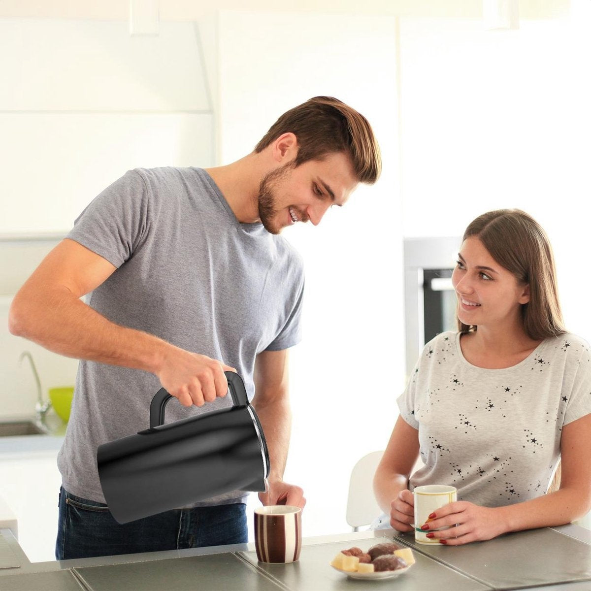 Bouilloire électrique 1.7L - KitchenBrothers - Avec contrôle de la température - 1800W - acier inoxydable - Noir