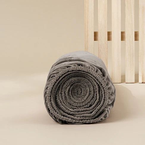 Sjumo - Drap-housse Silky Smooth - 200x210/220 cm - Satin de coton gris chaud - Brillant de haute qualité et doux comme de la soie - Anti-allergique et respirant - Confort de qualité hôtelière de luxe