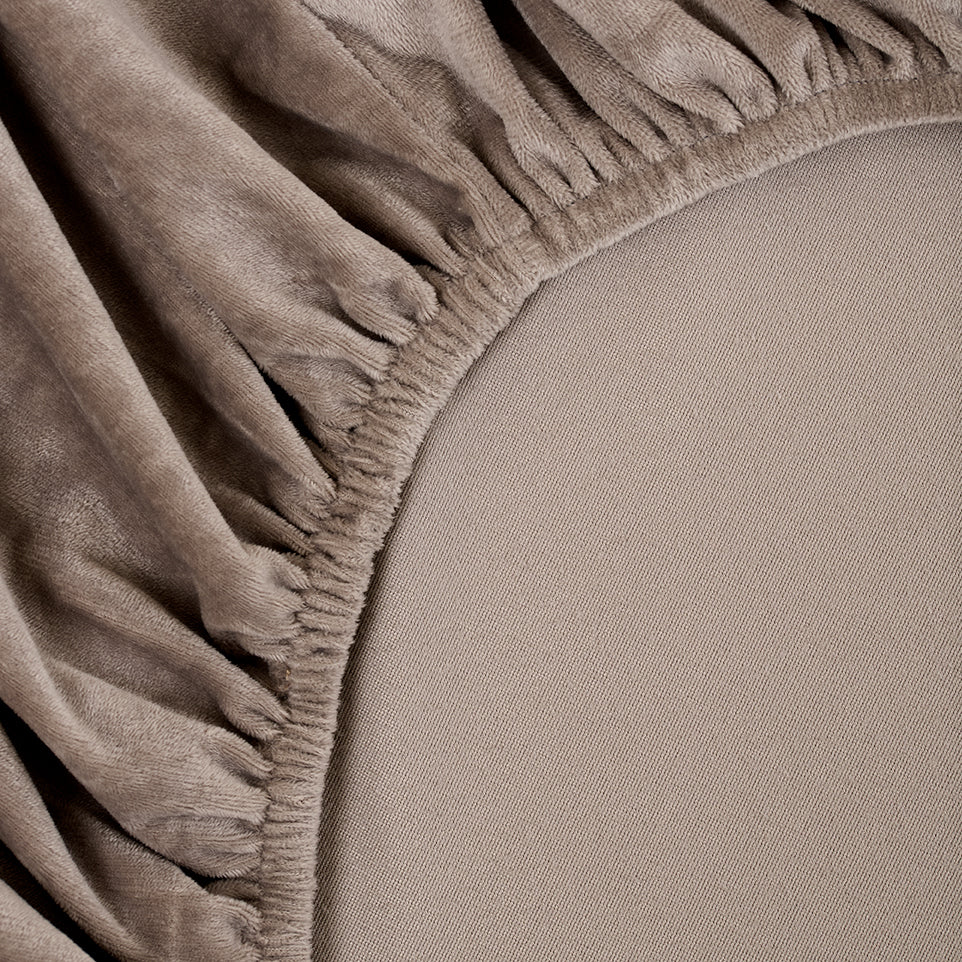 Sjumo - Silky Smooth Splittopper Fitted Sheet - 180x200/210 cm - Warm Grey Cotton Satin - High Quality Gloss & Silky Soft - Anti-allergic & Breathable - For Adjustable Beds