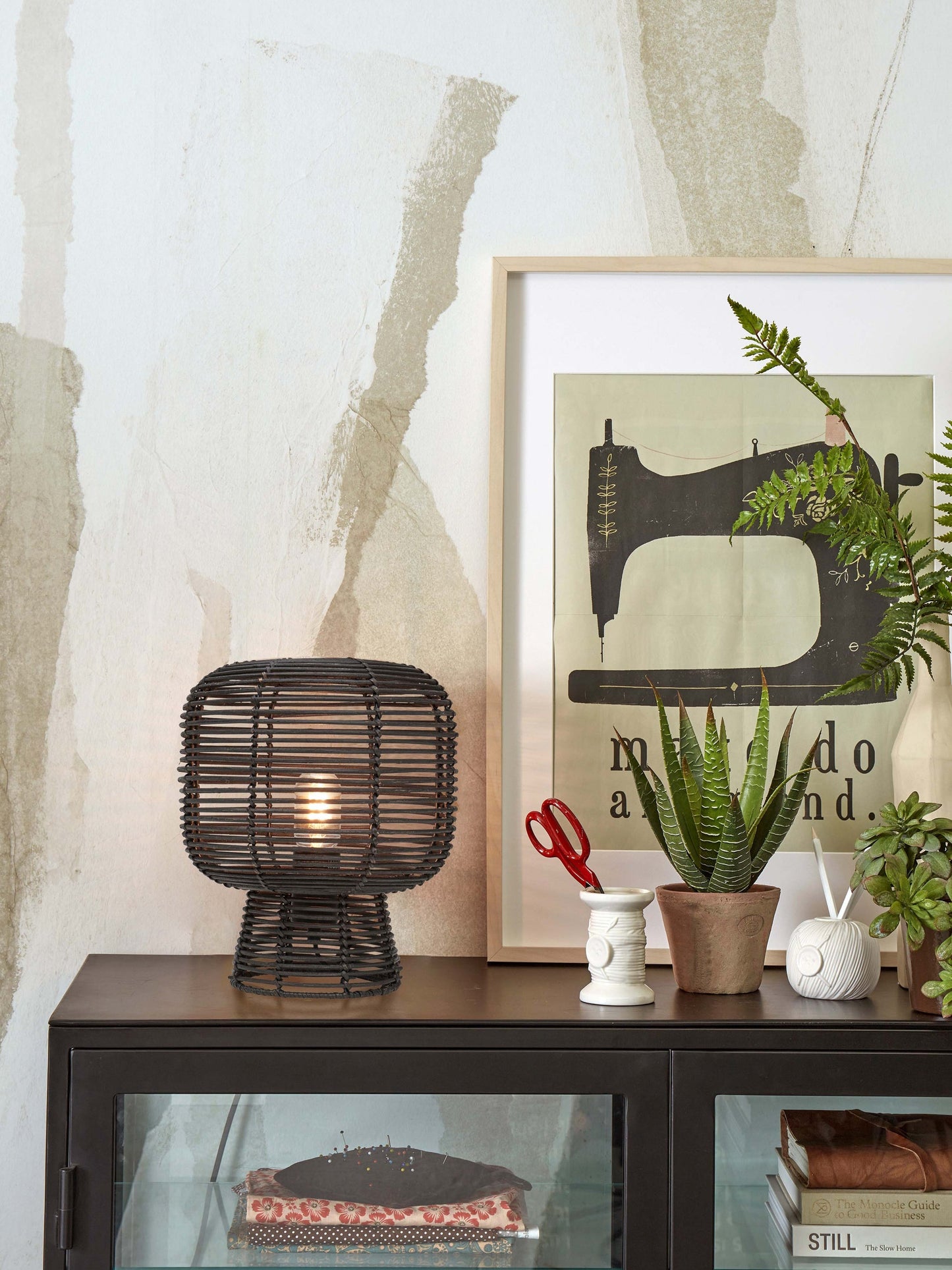 Good&Mojo TANAMI Lampe à poser 30 cm - Rotin noir - Design durable - Ø27 cm