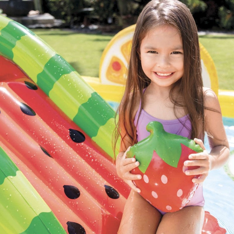 Piscine gonflable pour enfants - Avec toboggan - Fruit - 244 x 191 x 91 cm + carreaux en mousse bleue pour piscine 9 pièces