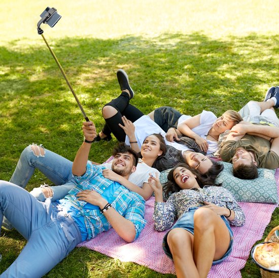 Studio ME Selfie Stick Universal - Trépied - Convient pour téléphone et caméra d'action - 100 cm - Selfie Stick - Rotation à 360° - Télécommande Bluetooth - Support de téléphone