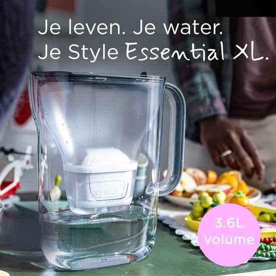 Carafe filtrante BRITA Style Essential XL - 3,6 L - Bleue - avec 1 cartouche MAXTRA PRO Pure Performance - grande carafe filtrante avec LED Smart Light et couvercle rabattable, filtre les impuretés et bien plus encore