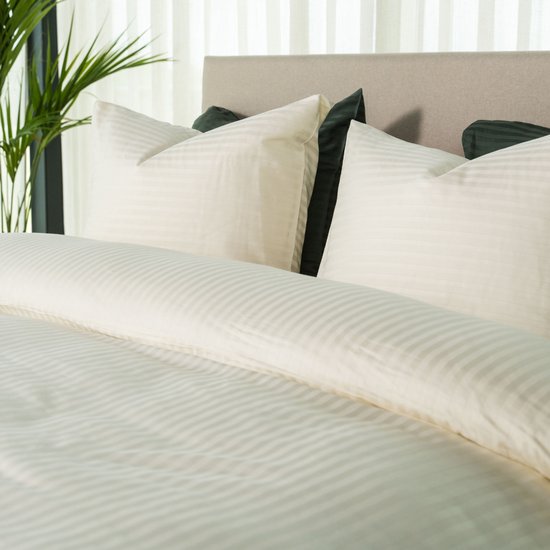 Housse de couette Kayori Elin en satin de coton - 140 x 200-220 cm + 1 taie d'oreiller - Lit simple - Blanc cassé