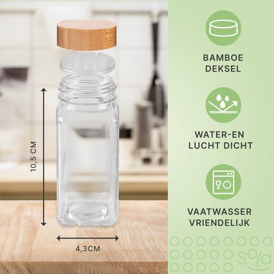 S.old - 24 pots à épices en verre carrés avec couvercle en bambou - Diffuseur d'épices - Set complet avec couvercles à saupoudrer, autocollants préimprimés et entonnoir - Capacité 120 ml - 10,5 x 4,3 cm