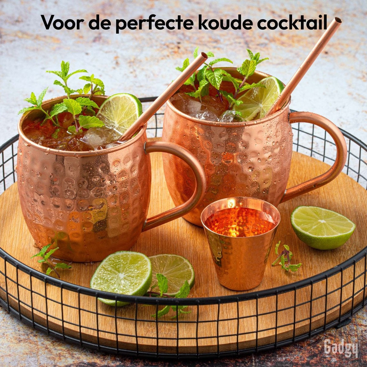 Gadgy Moscow Mule Cups Set - 100% Copper - Set cocktail : 2 verres à cocktail, 2 pailles et 1 mesure de bar
