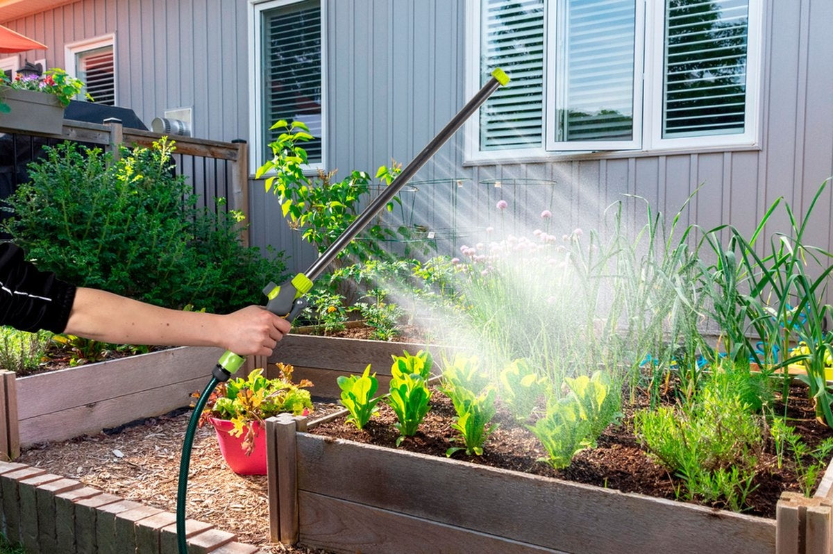 Tête d’arrosage - Kinzo - pour tuyau d’arrosage – Système d’irrigation – 66 x 9 x 3,5 cm – avec 27 trous d’irrigation – Connecteur 1/2 pour tuyau d’arrosage – Vert/Gris