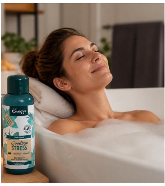 Kneipp Goodbye Stress - Mousse de bain - Menthe aquatique et romarin - 400 ml