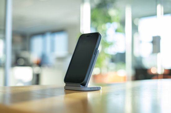 Xtorm 15W iPhone Charger with Charging Stand / Wireless Charger iPhone / Wireless Charger - Chargeur sans fil - Convient à iPhone 15 / Apple Charger / iPhone Charger Wireless - Gris