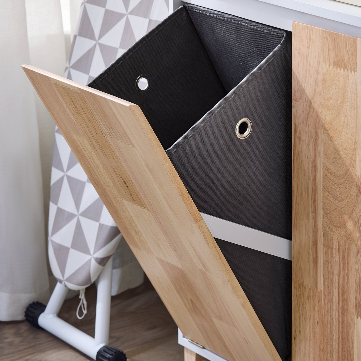 SoBuy BZR143-WN Meuble de salle de bains avec lavabo amovible, 3 plateaux de rangement et panier à linge - Blanc, 64x33x110 cm