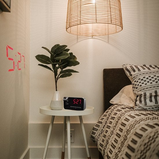 Radio-réveil Denver avec projection - Réveil numérique - Radio FM - Double alarme - CRP618 - Noir