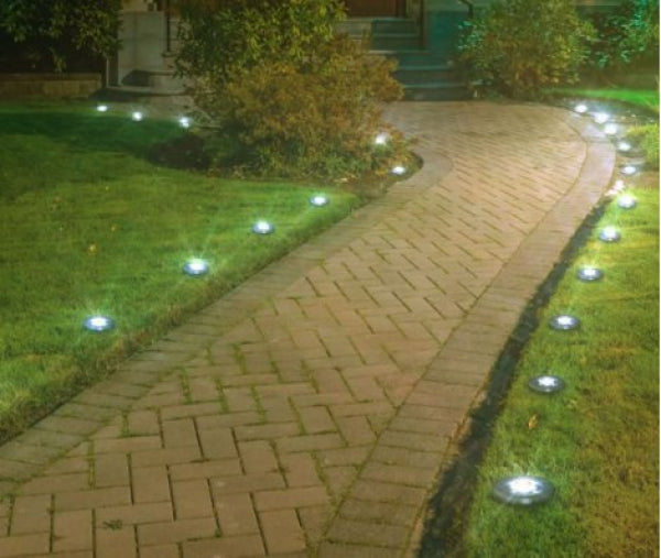 Lampes solaires LED en forme de disque (8 pièces) - Transformez la nuit en jour