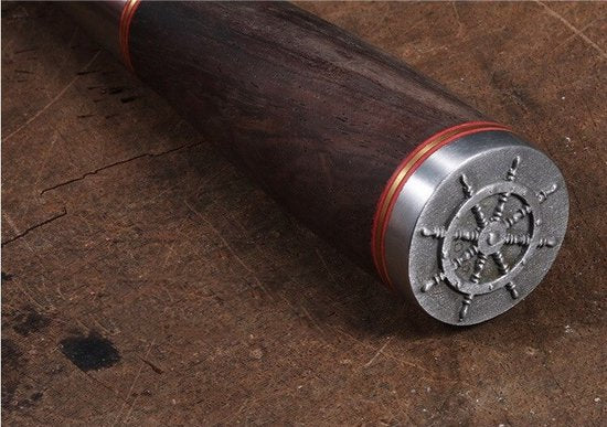 Couteau de chef T&M en acier inoxydable professionnel - Couteau à viande tranchant comme un rasoir - Fait à la main - Avec étui en cuir et boîte cadeau