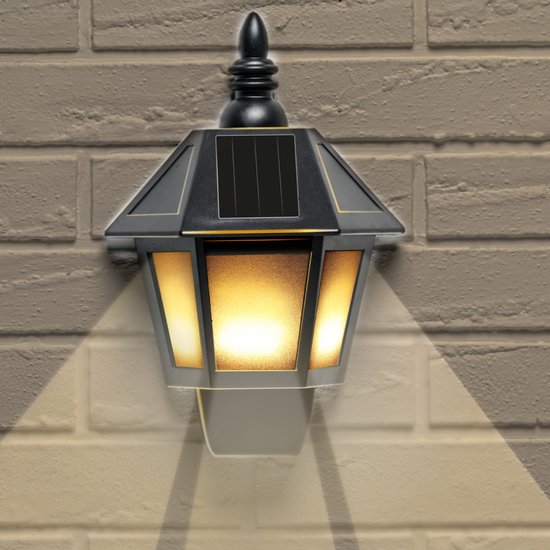 Applique murale LED Grundig Solar à effet flamme et lumière blanche froide - 2 modes - Alimentation solaire - IP44 - 6 à 8 heures