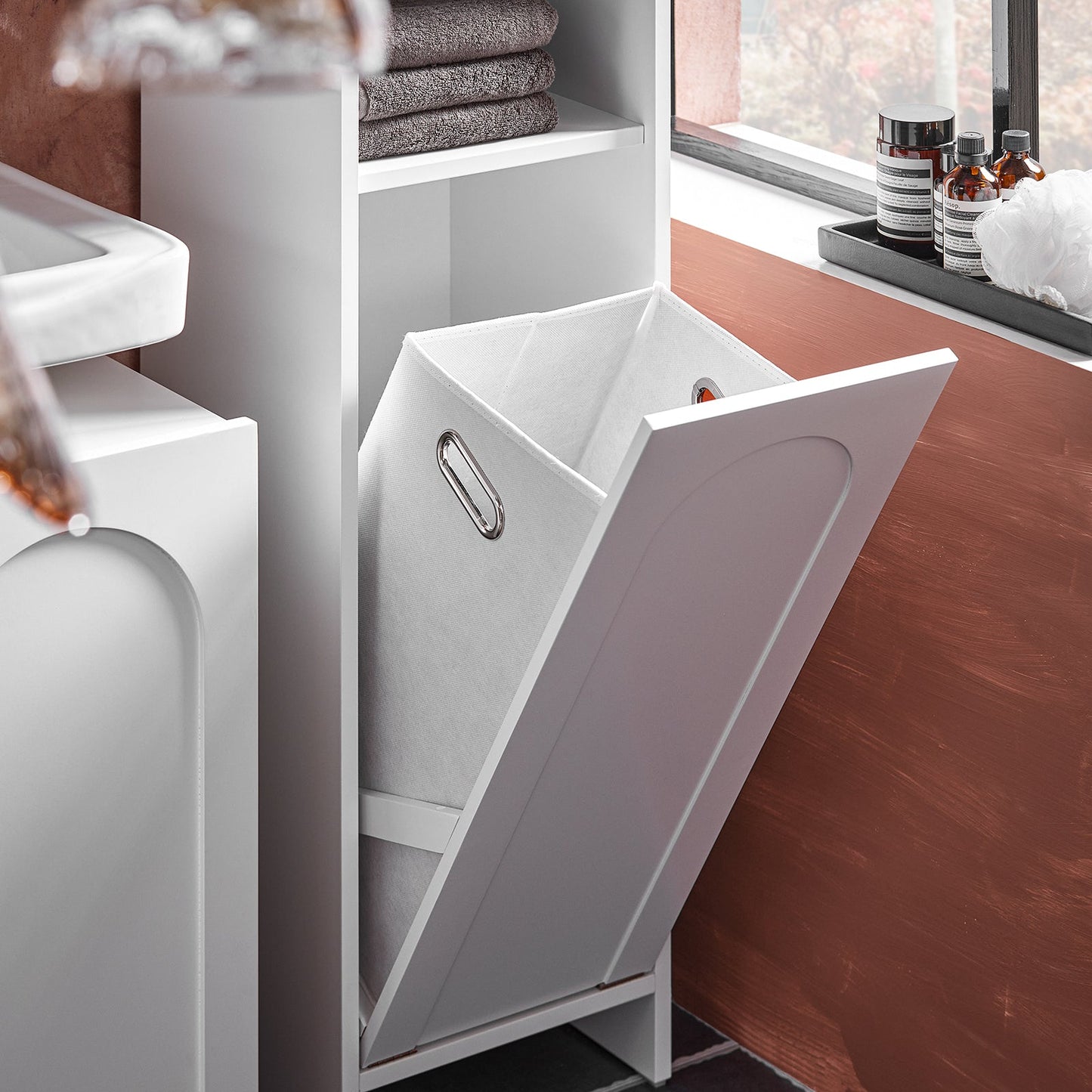 Armoire de salle de bain - SoBuy - Avec sac à linge pliable - max 17 kg - 30 x 30 x 97 cm - Blanc