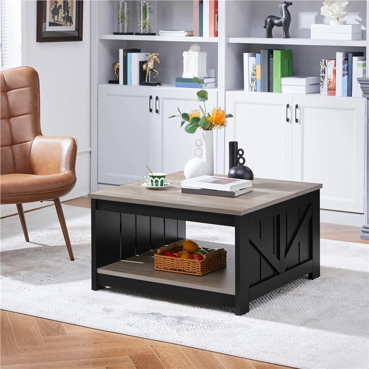 Yaheetech Table basse carrée - 80 x 80 x 45 cm - avec compartiment de rangement spacieux, design de porte de grange et placage en grain de bois - pour le salon et la salle de séjour - MDF gris E1