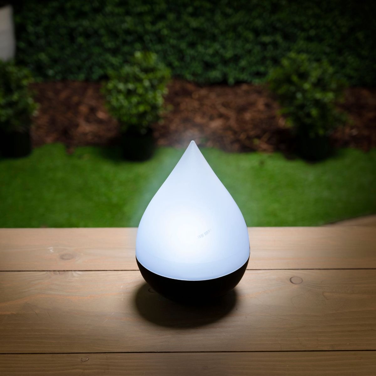 Lampe de table solaire Grundig en forme de goutte - Blanc/Noir - 15 x 15 x 20 cm - Éclairage de jardin à énergie solaire