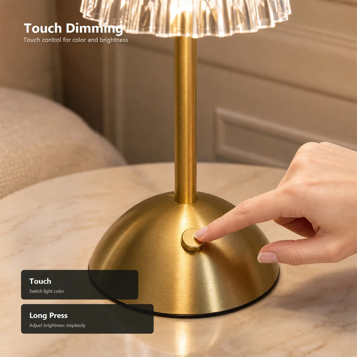 Lampe de table LED sans fil avec commande tactile - 3 couleurs de lumière - Intensité réglable en continu - 1 800 mAh - Rechargeable via USB-C - 8 à 10 heures - Or