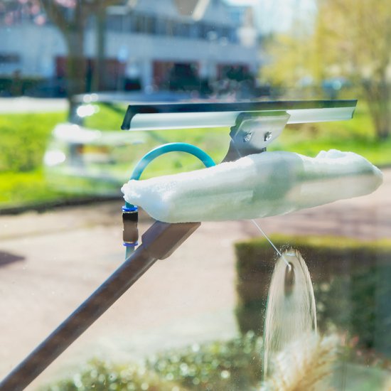 Brosse à laver téléscopique - VONROC - 6,5 m – Avec Tête de Brosse – Nettoyeur de Vitres et Surfaces - Noir