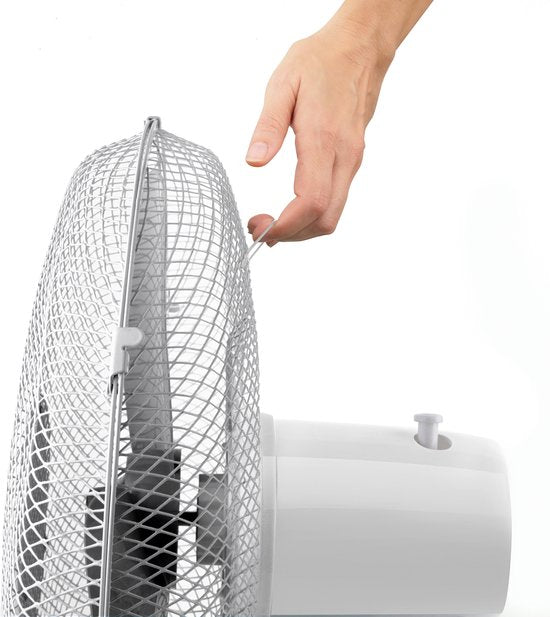 BLACK+DECKER Ventilateur de sol BXEFP40E - Oscillant - 3 vitesses de vent - Blanc