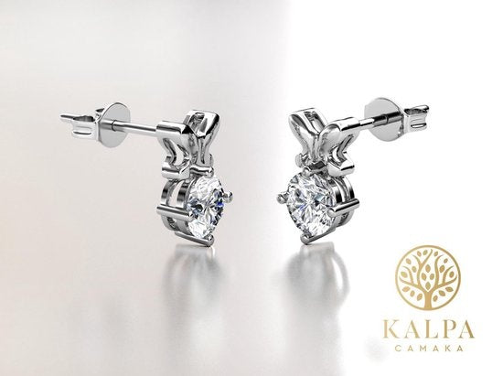 Yolora Boucles d'oreilles pour dames avec cristaux Kalpa Camaka - couleur argent - plaqué or blanc 18K - Clous d'oreilles - Cadeau de fête des mères