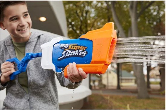 NERF Super Soaker Rainstorm - Pistolet à eau