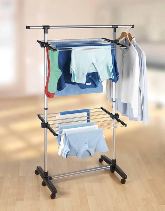 Séchoir à linge sur roulettes