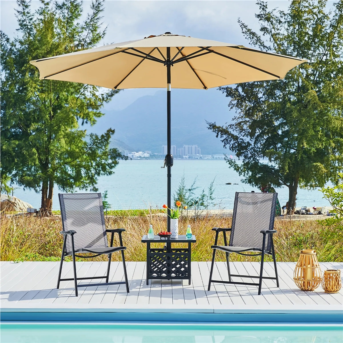 Ensemble de 2 chaises de jardin pliantes avec accoudoirs et dossier haut, en Texteline grise