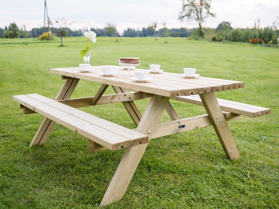 Table de pique-nique en bois AXI Julie, modèle classique, 177 x 154 cm - Naturel