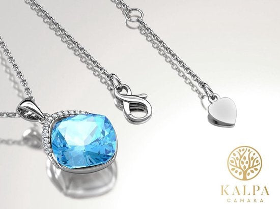 Yolora Collier femme avec pendentif - Cristal Kalpa Camaka - Argent/Bleu clair - Plaqué or blanc 18K - Collier - Collier femme - Argent - Bijoux - Coffret cadeau - Coffret cadeau de luxe - Coffret cadeau exclusif - Bel emballage cadeau