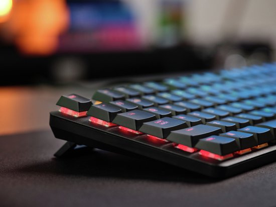 Trust GXT 866 Torix - Clavier gaming mécanique - RGB complet - Commutateurs blancs - PC/PS5 - Qwerty US - Noir