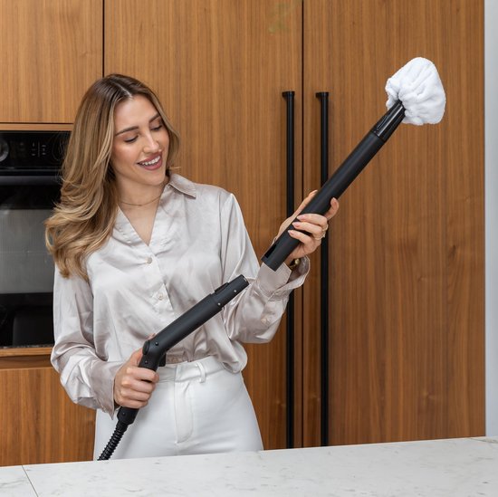 Défroisseur à main - Skrub - 45 minutes de vapeur - 20 accessoires - 1500w - noir