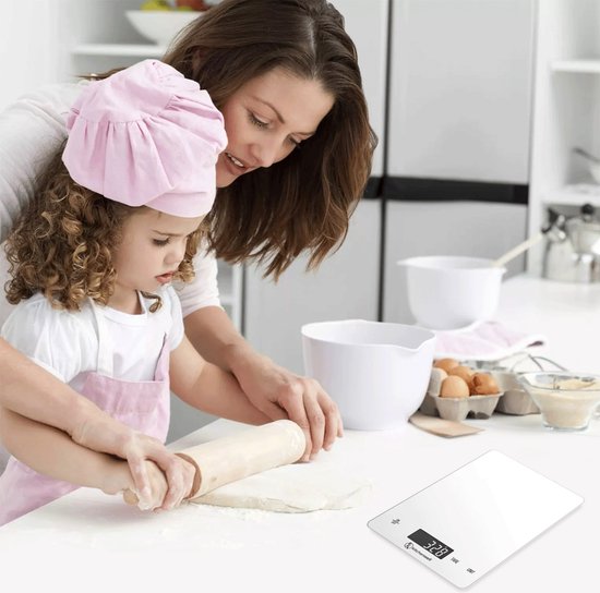 Kitchenwell Balance de cuisine numérique de précision - Balance de cuisine - 1gr - 15kg - Fonction tare - Rechargeable par USB - Blanc
