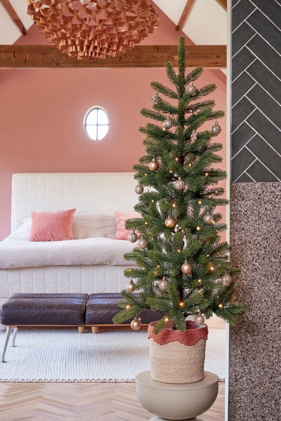 Black Box Trees Nagoya : sapin de Noël artificiel avec éclairage, H 120 x Ø 60 cm - Sapin de Noël d'intérieur - Sapin artificiel avec 212 brindilles de pin en PE - Modèle élancé, Ø 60 cm - Vert