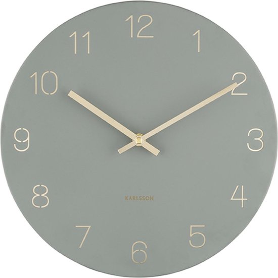 Horloge murale Karlsson Charm - Chiffres gravés, vert jungle - Petite - Ø 30 cm - Horloge murale scandinave