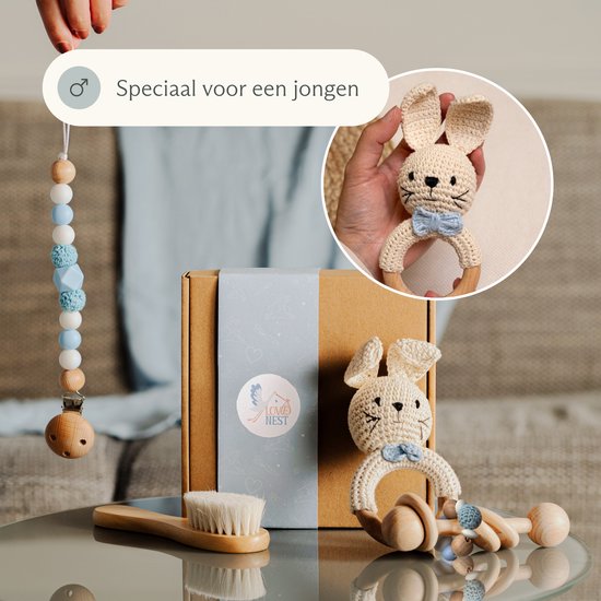 Cadeau Nid d'Amour Garçon / Fille - Cadeau Bébé Babyshower - Anneau de dentition, ficelle de sucette et tissu de sucette - Panier Cadeau avec Cadeaux Nouveau-né