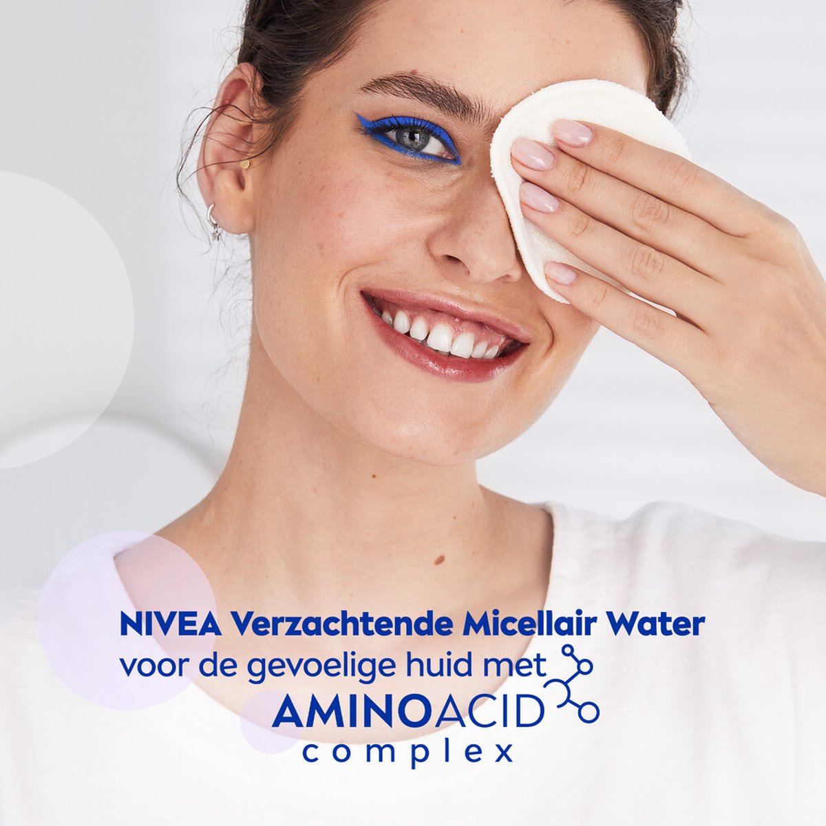 Eau micellaire NIVEA 0 % de résidus pour peaux sensibles - 5 x 400 ml - Lot économique