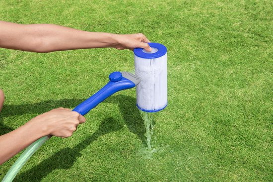 Brosse de nettoyage de filtre Bestway - Entretien efficace et économique de la piscine