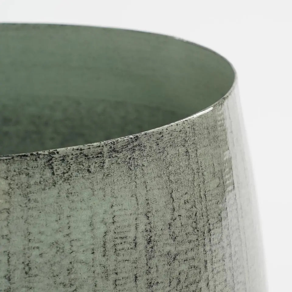 Pot de fleurs Benson de Mica Decorations - H 27 x Ø 32 cm - Métal - Gris clair