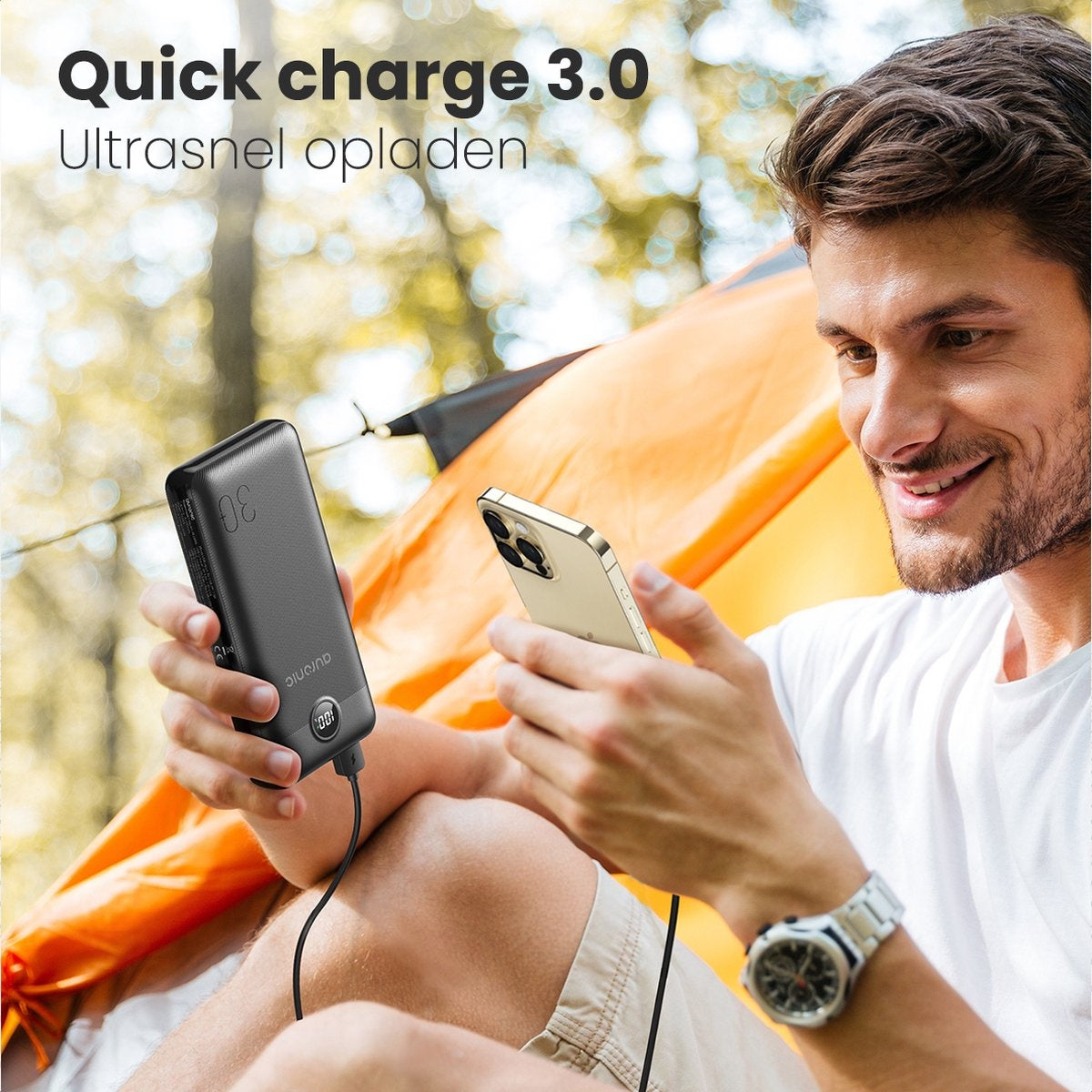 Batterie externe - Auronic - 30 000 mAh - 4 ports de charge - Charge rapide - USB/Micro-USB/USB-C - Noir