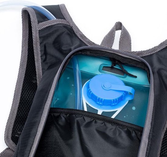 Sac à dos avec système de boisson - Comprend une poche à eau de 2 litres - Noir