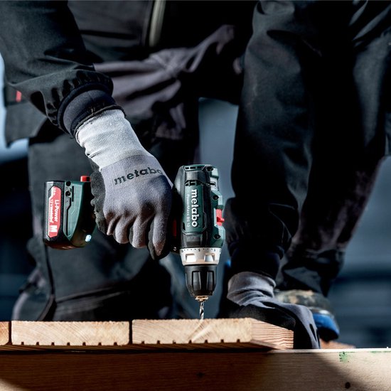 Perceuse à percussion Metabo + visseuse à percussion sans fil - 12 V - Avec 2 batteries et un chargeur