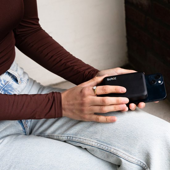 Surge Wireless Powerbank 10000mAh - compatible Magsafe - Chargeur rapide 22,5W - Convient à l'iPhone 12, 13, 14, 15, 16